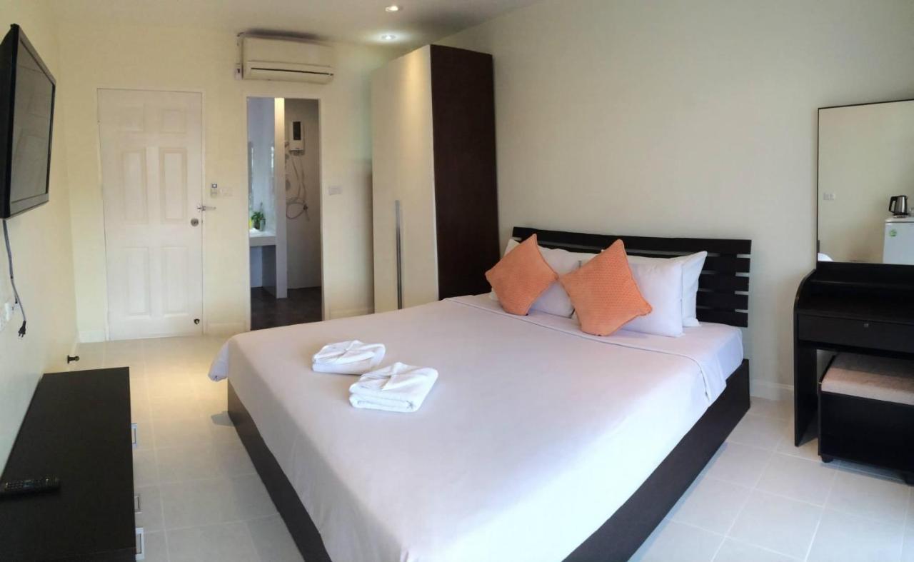 Glitter House Phuket Privatunterkunft *
