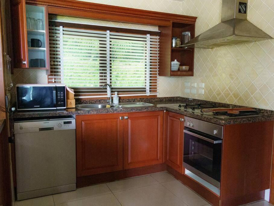 Patong 4bd Sea View Boom Party&cozy Pool *