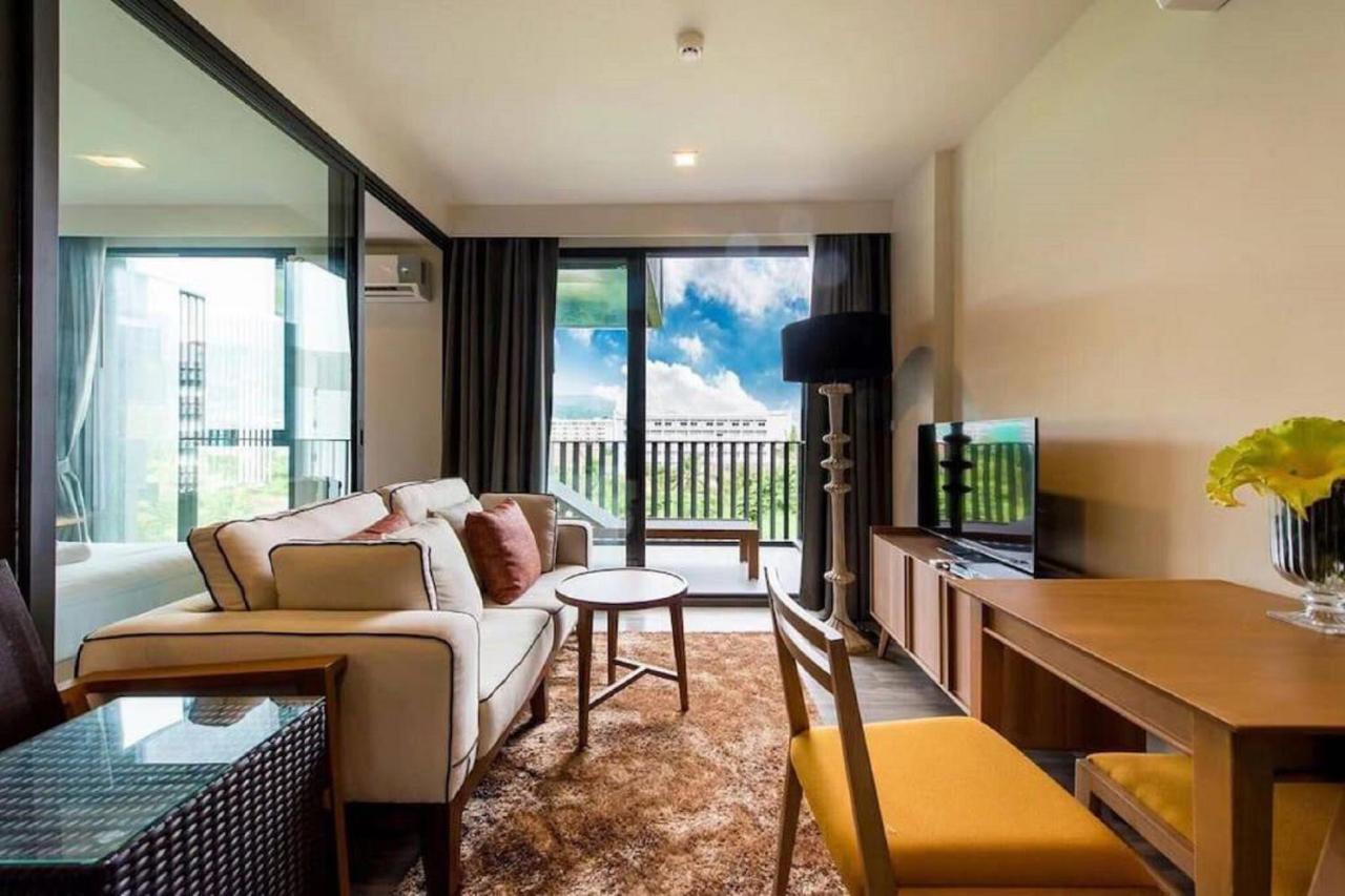 The Deck 5 Star 巴东the Deck无边际海景泳池酒店 Aparthotel