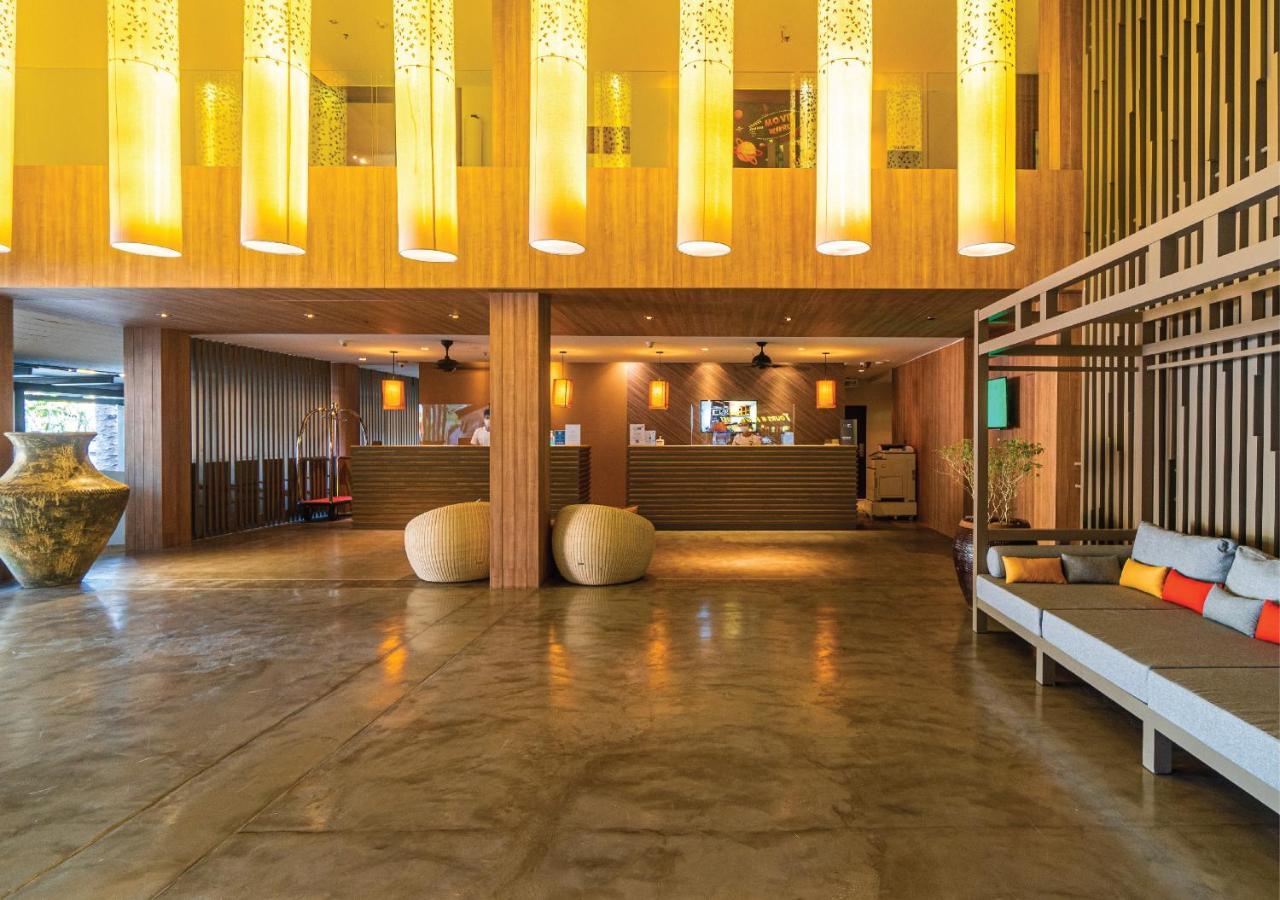 Hotel Radisson And Phuket 5*