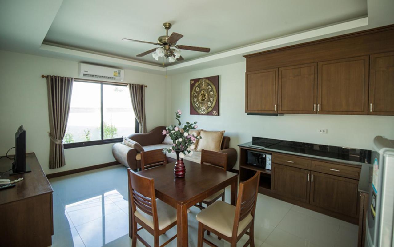 Villa Xing Chen Pool
