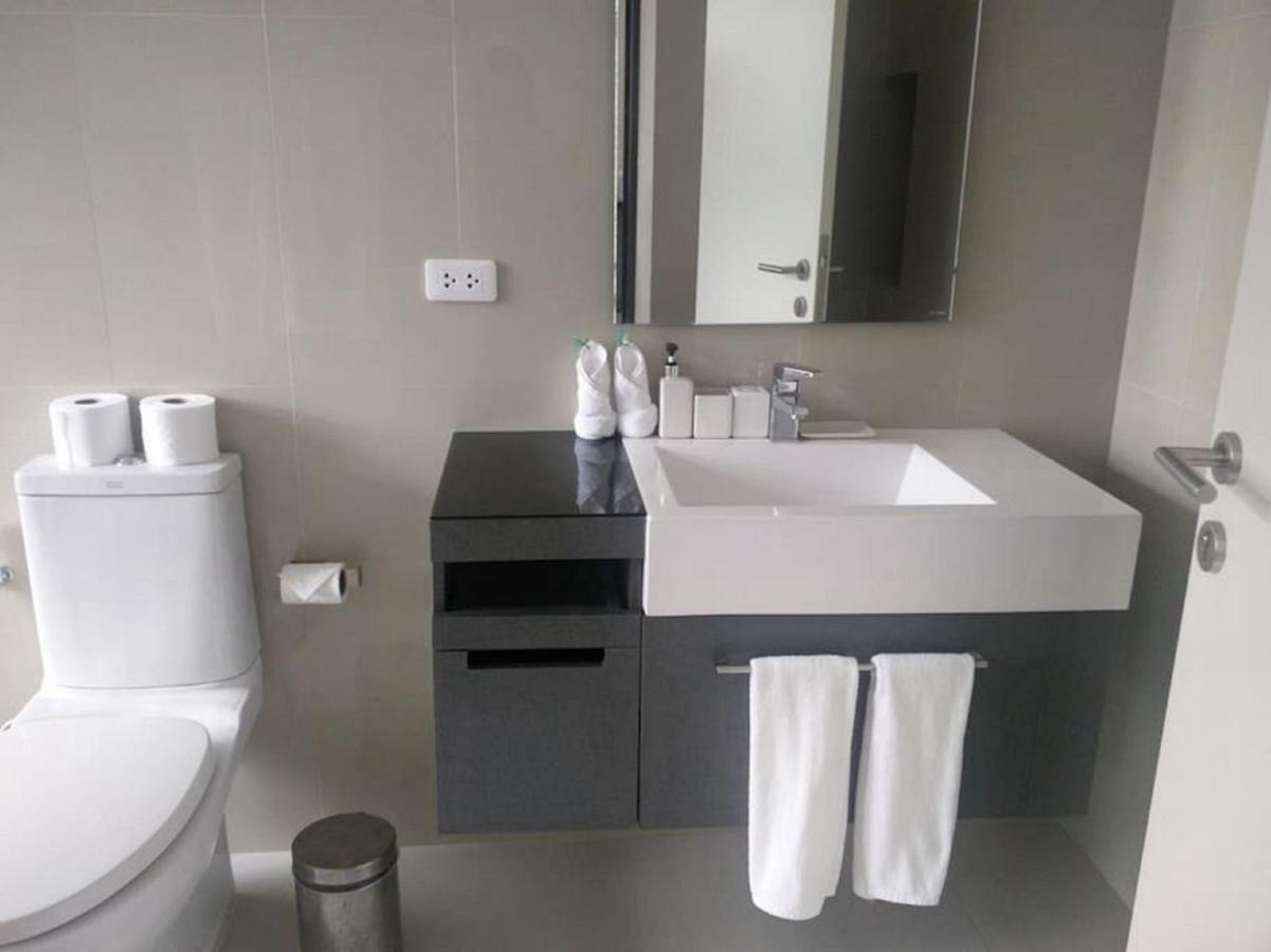 The Deck 5 Star 巴东the Deck无边际海景泳池酒店 Aparthotel