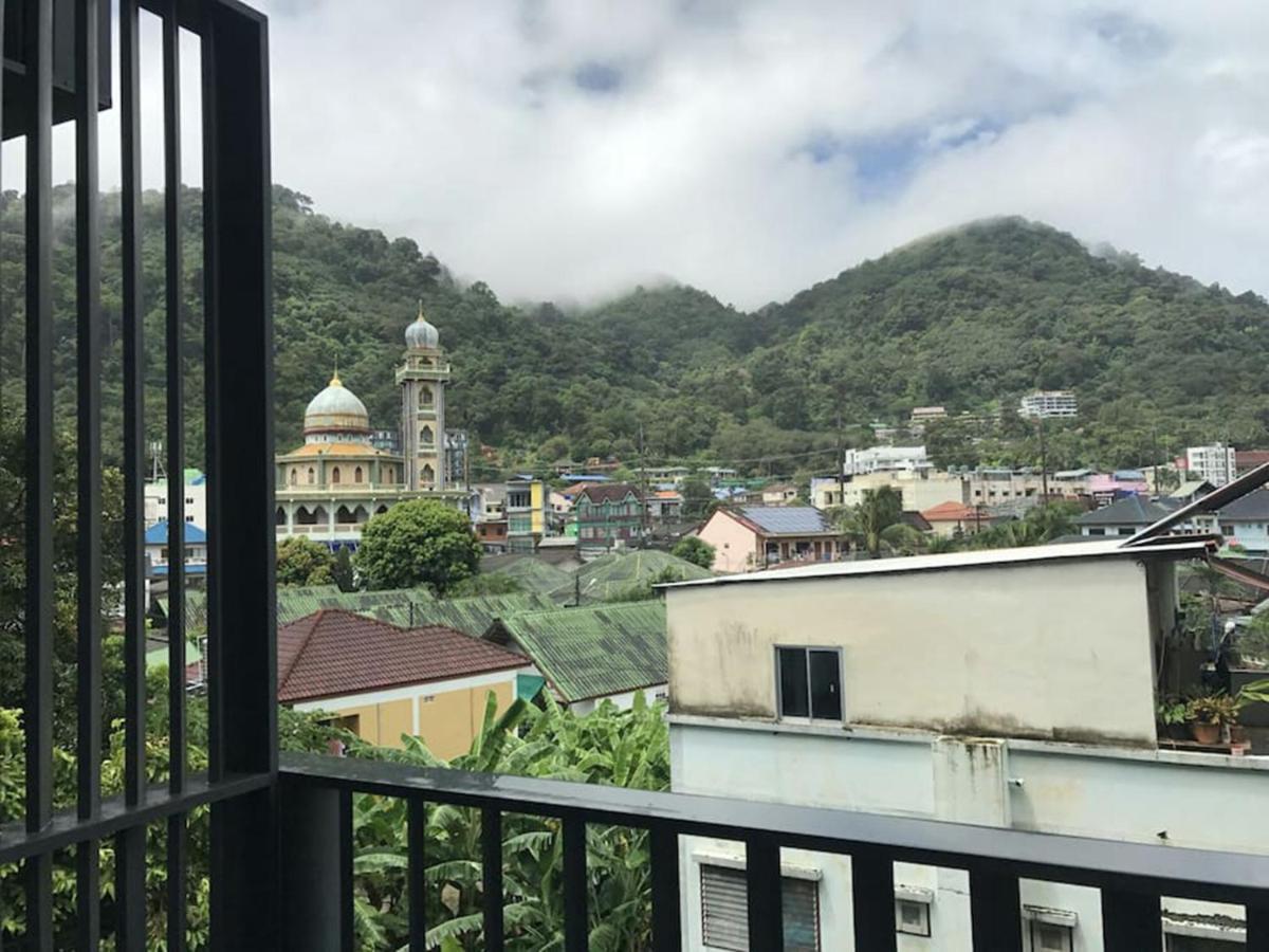The Deck 5 Star 巴东the Deck无边际海景泳池酒店