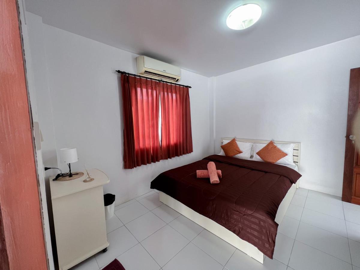 The 4 Blocks At Noi * Kata Beach (Phuket)