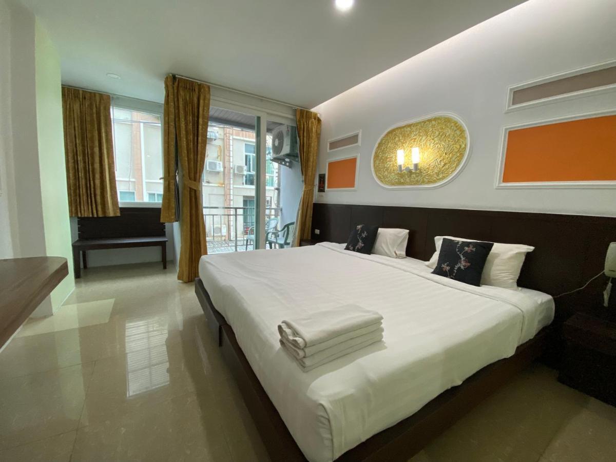 77 & Hotel Patong