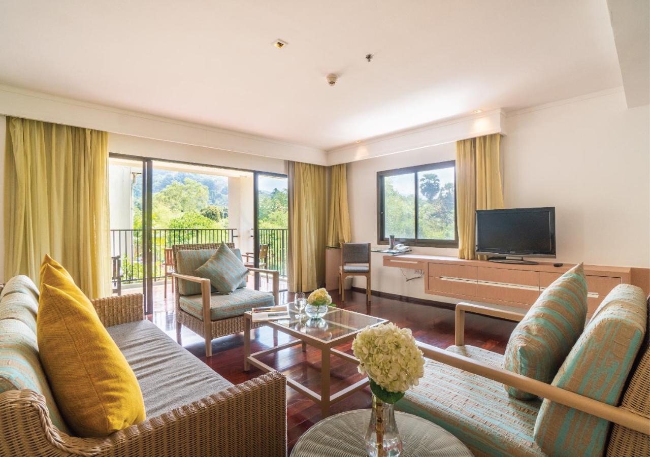 Radisson And Phuket
