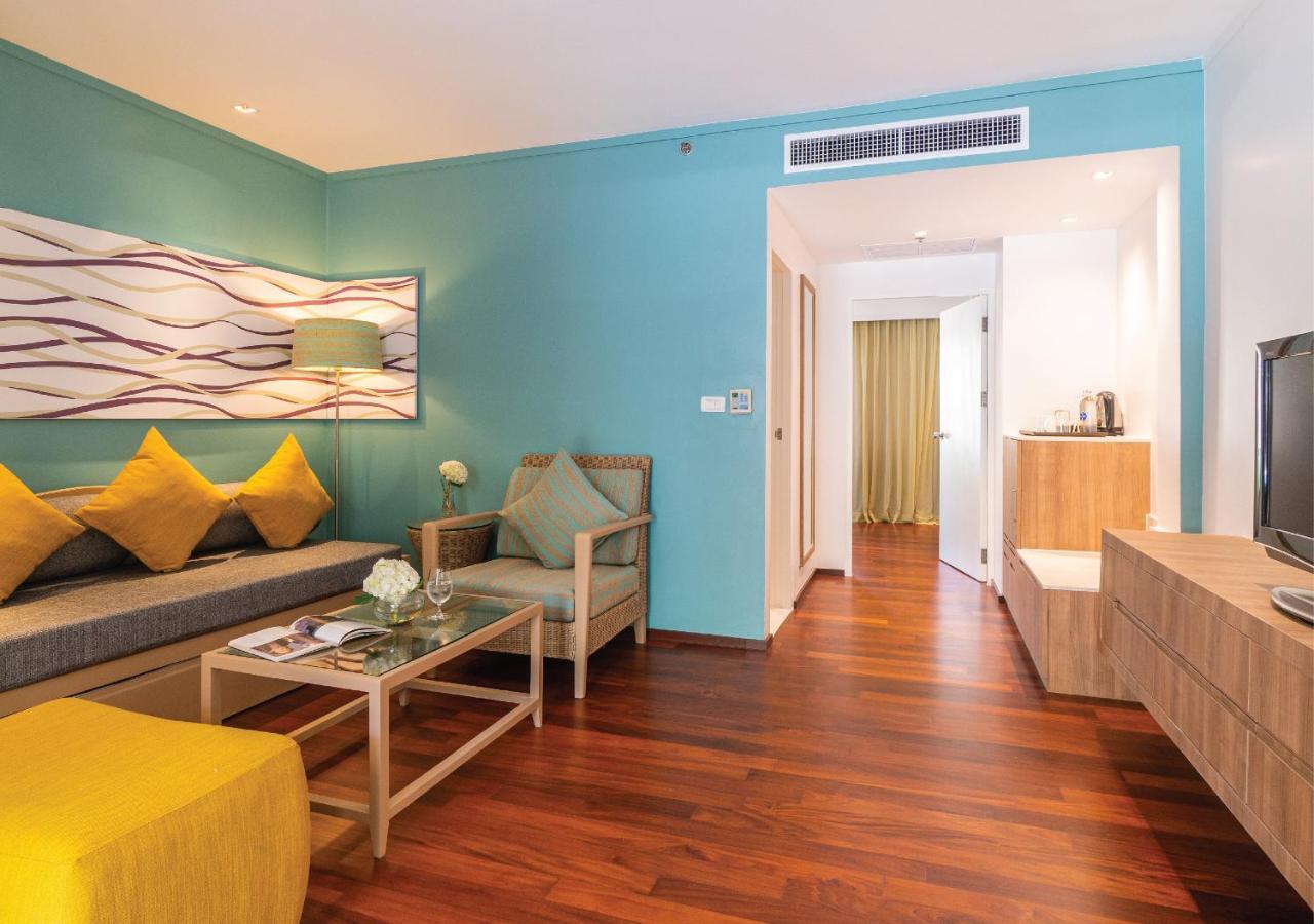 Radisson And Phuket Hotel