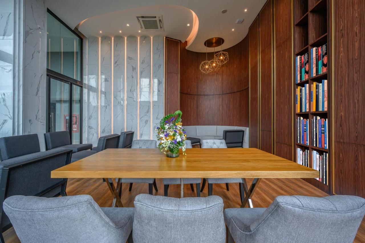 Mida Grande Phuket Official Account Hotel