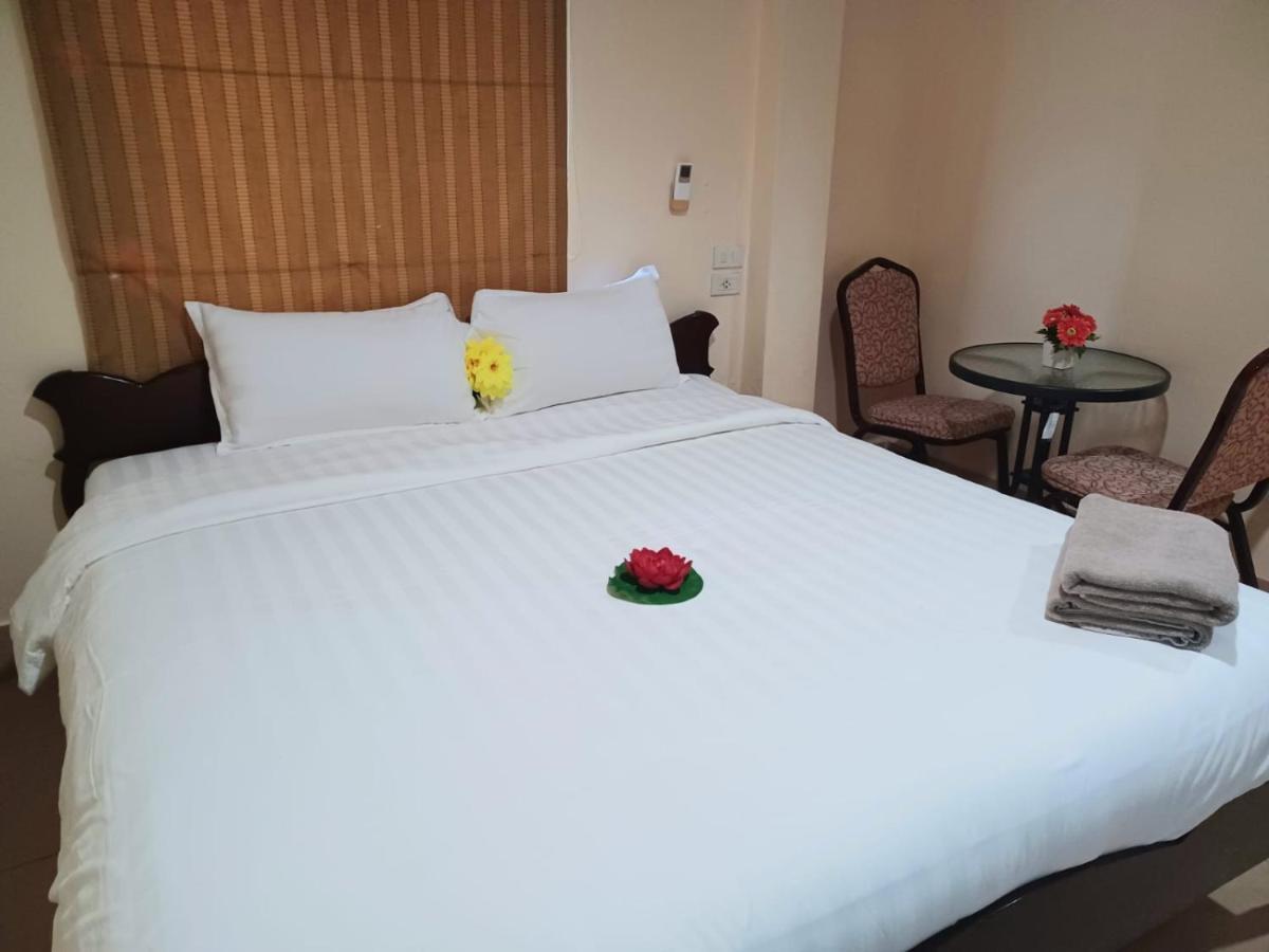 Hotel Happy Holidays Patong