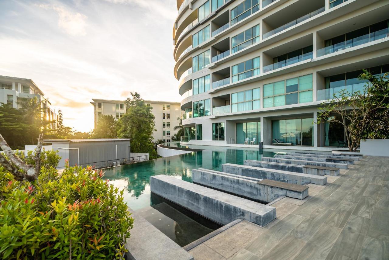 The Ark At Veloche Group By Lofty