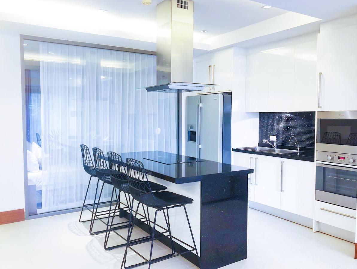 Beachfront 2br With Private Jacuzzi Pool On Stunning 3 Apartment *