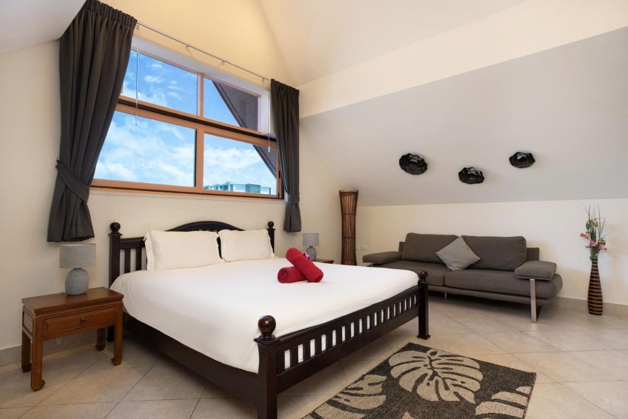 Beautiful 5br Felicity, Pool & Garden, Near Naiharn * Rawai