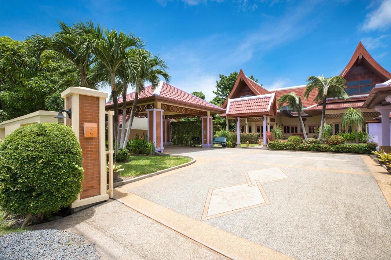 Beautiful 5br Felicity, Pool & Garden, Near Naiharn *