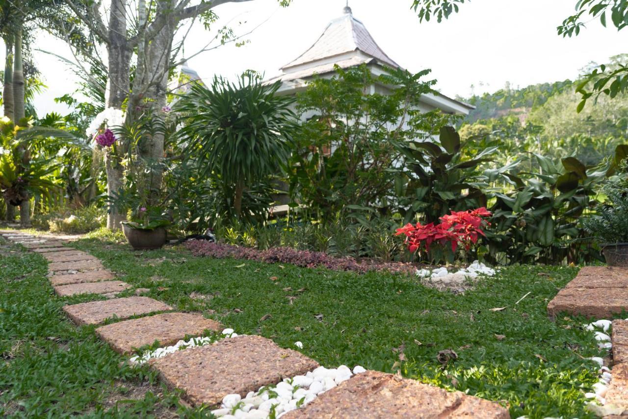 Anodard Phuket, Nai Yang Hotel 3*