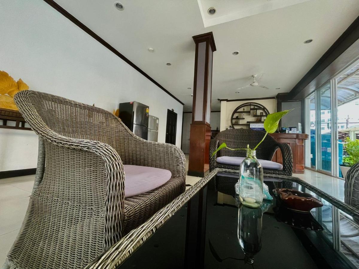 Hill View Hotel 3*