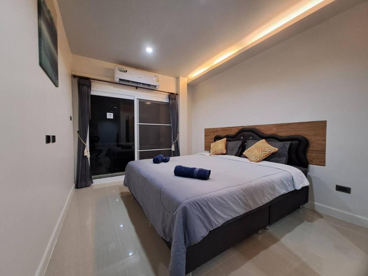 Triple J Hometel Hotel 3*
