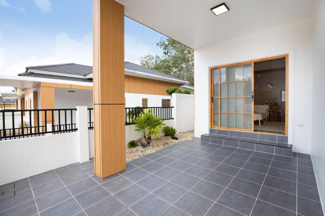 Villa Sunrise Garden B190