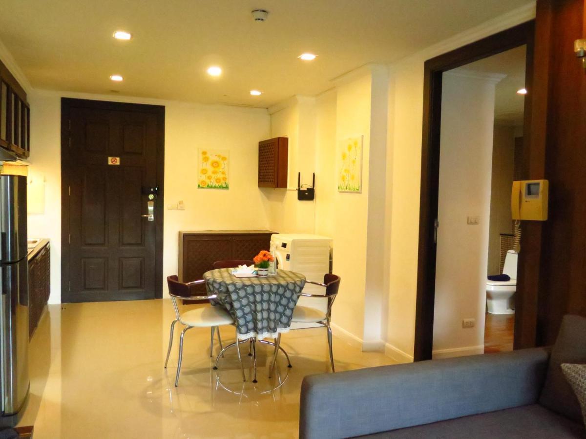 639 2 Bedroom Contemporary Teak Wood Holiday home