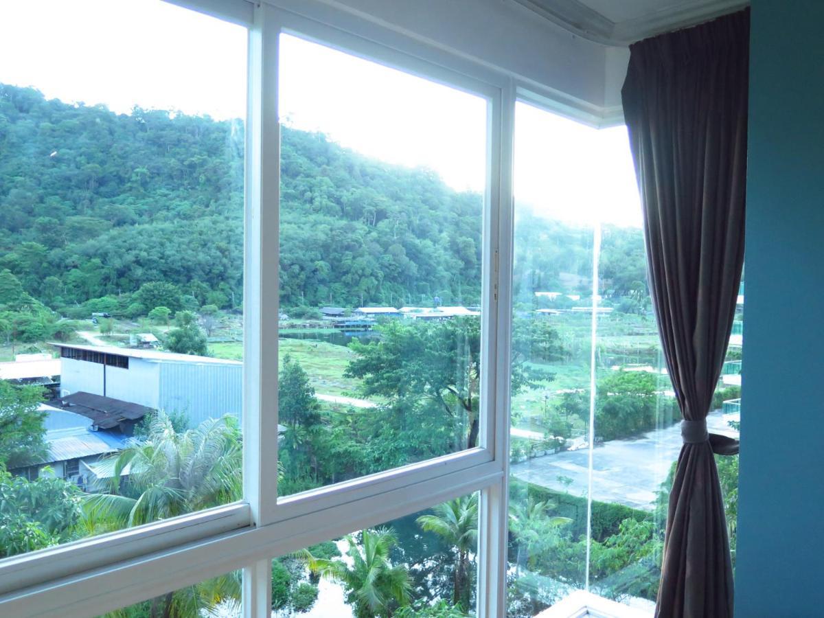 Holiday home 639 2 Bedroom Contemporary Teak Wood Patong