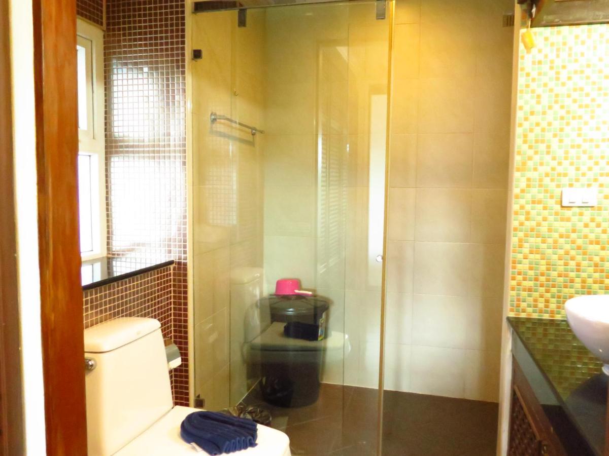 Holiday home 639 2 Bedroom Contemporary Teak Wood *