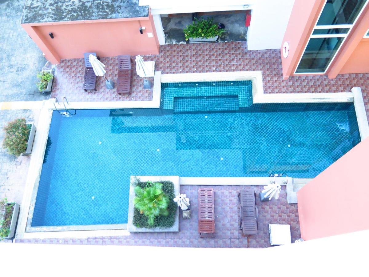 639 2 Bedroom Contemporary Teak Wood * Patong