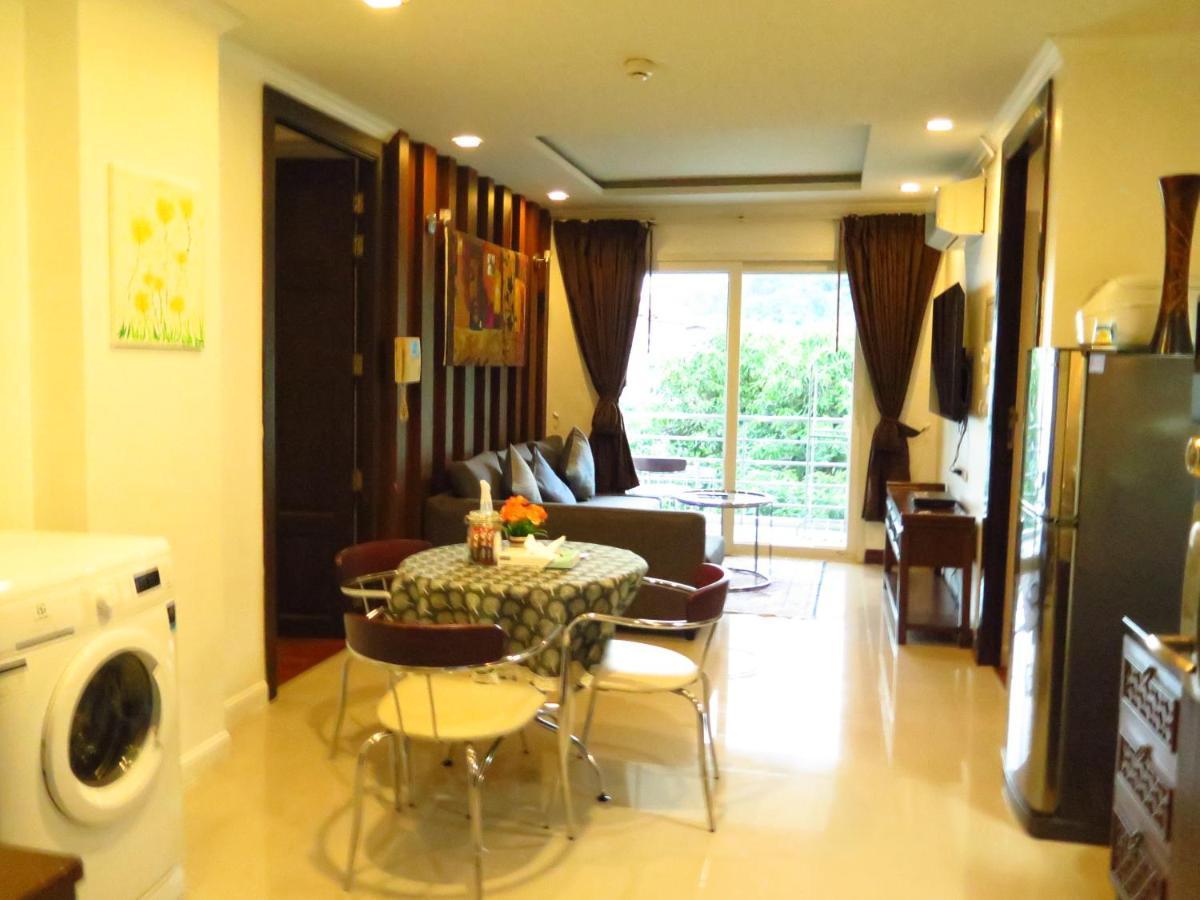 639 2 Bedroom Contemporary Teak Wood Holiday home *