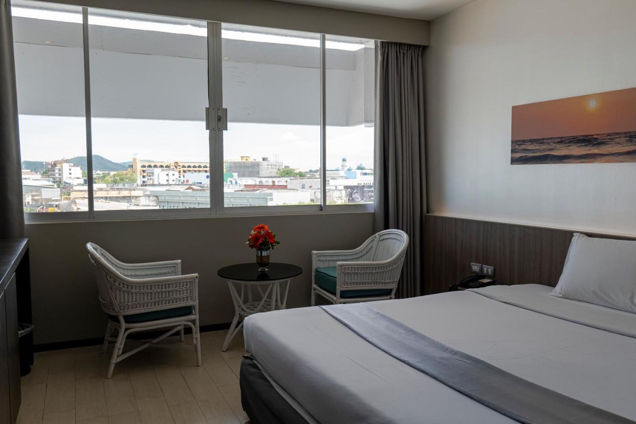 Pearl Hotel