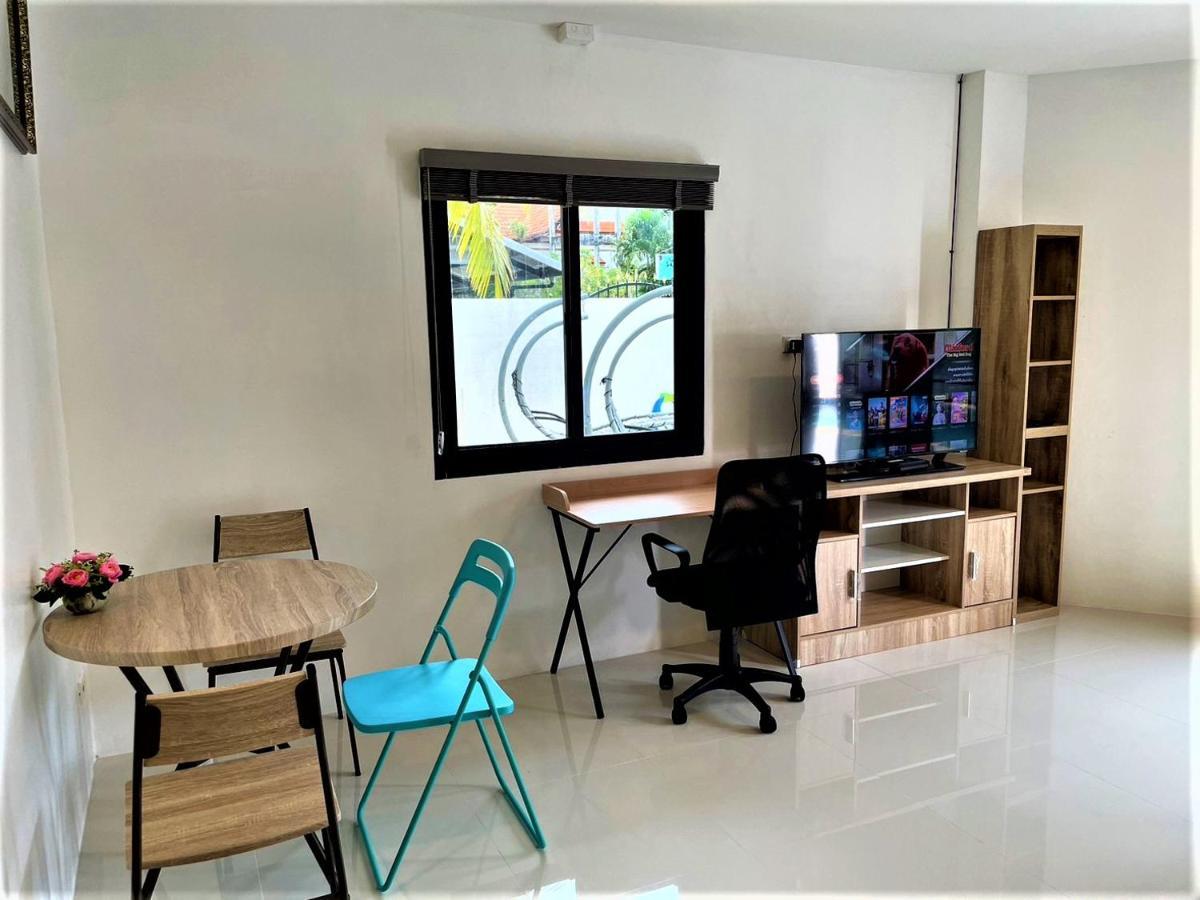 Chonlada - 2 Bedroom Pool Access - * Praia de Kamala