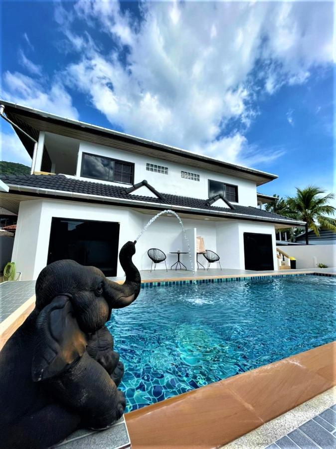 Chonlada - 2 Bedroom Pool Access - Casa de férias *