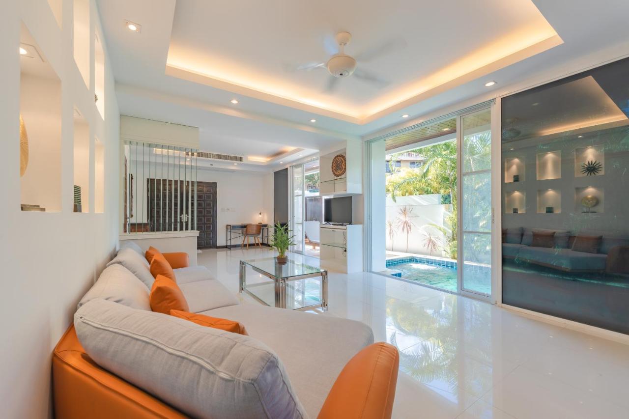 Villa White