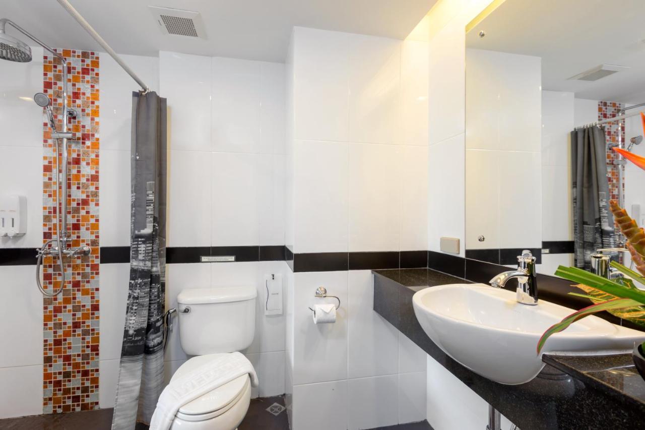 Hotel Lub Sbuy House - Sha Phuket