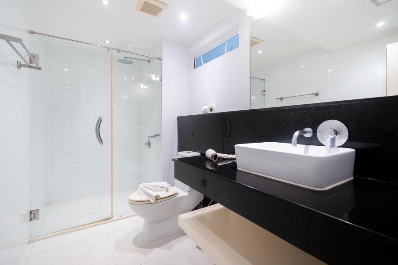 Sunset Plaza Condominium By Ryan, 600 Meters To Beach Apartment Karon