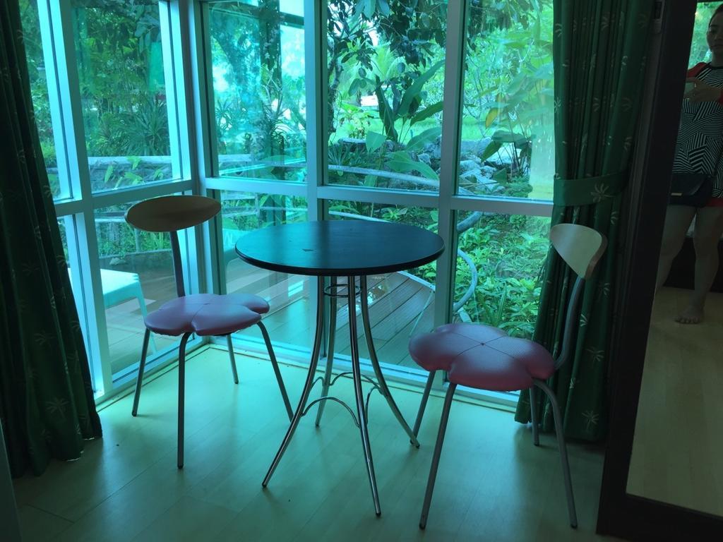 Dwell At Hill Villa Chalong