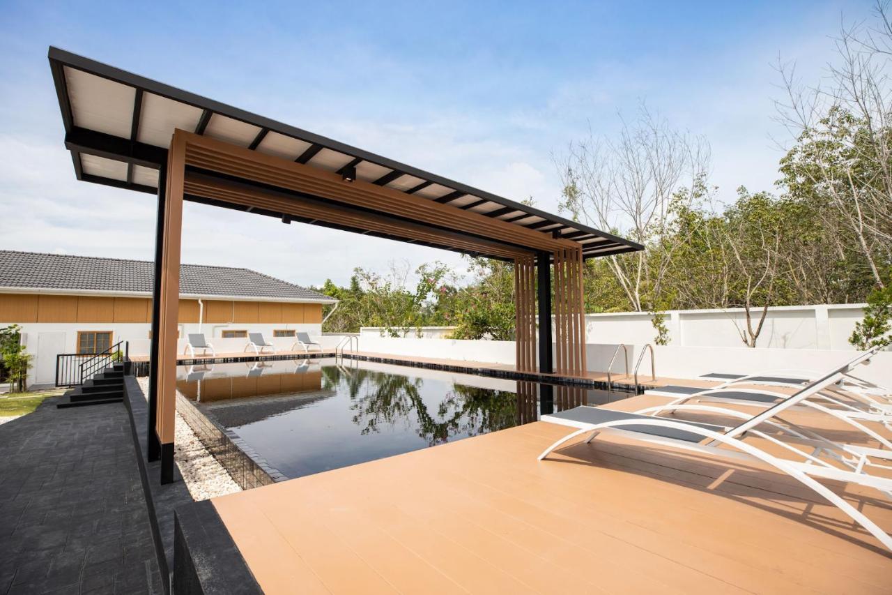 Pousada Sunrise Garden A181 *