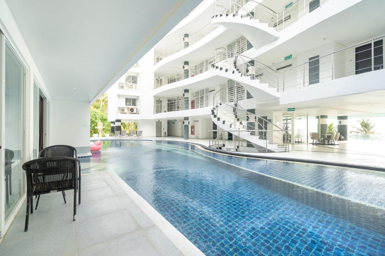 Sunset Plaza Condominium By Ryan, 600 Meters To Beach Apartment *