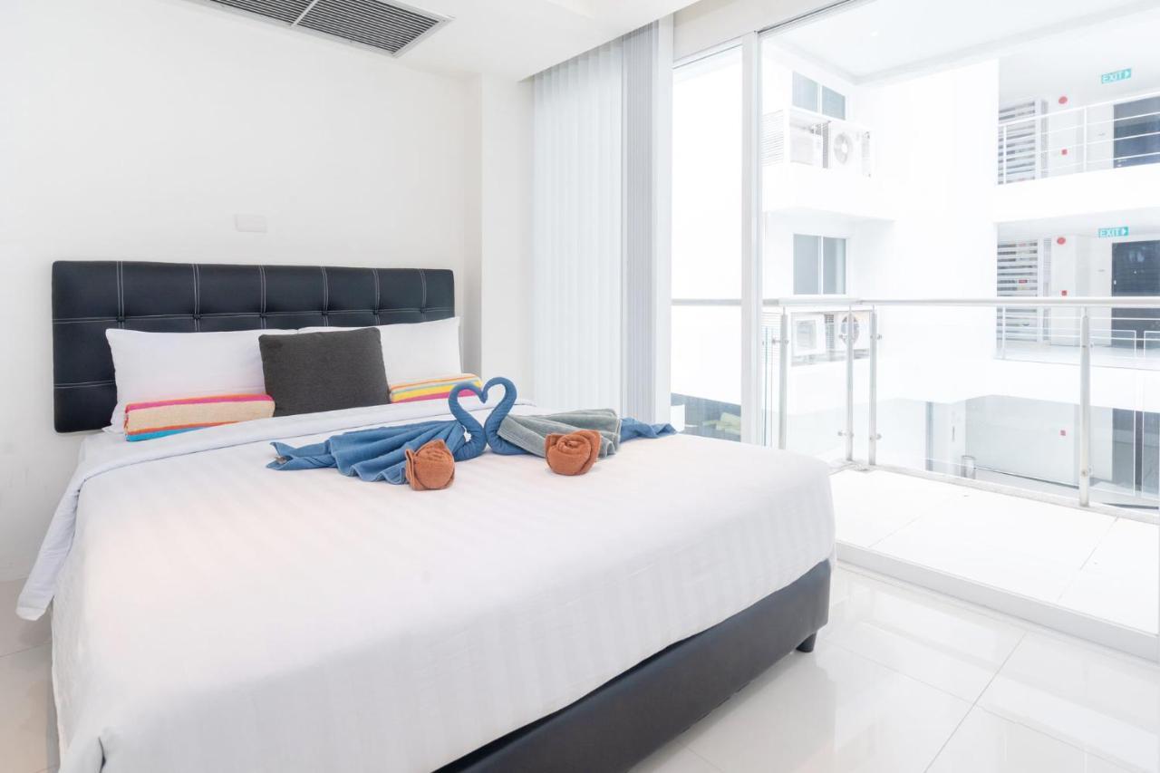 Sunset Plaza Condominium By Ryan, 600 Meters To Beach Apartment