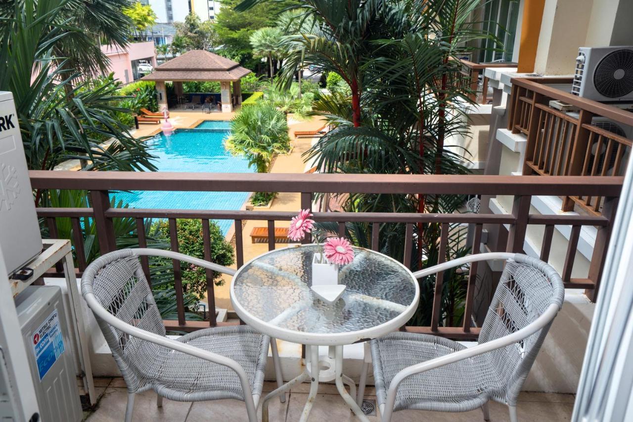 Phuket , 2 Bedroom Pool Apartment, Appartement *