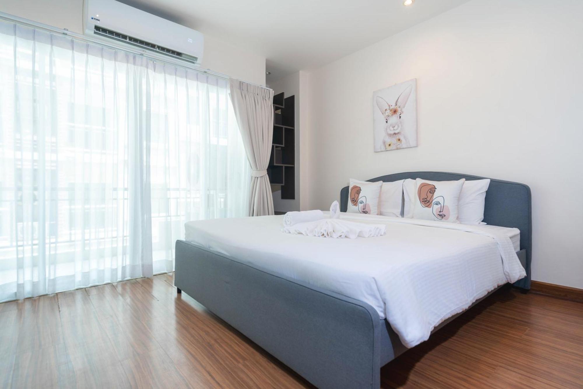 Phuket , 2 Bedroom Pool Apartment, *