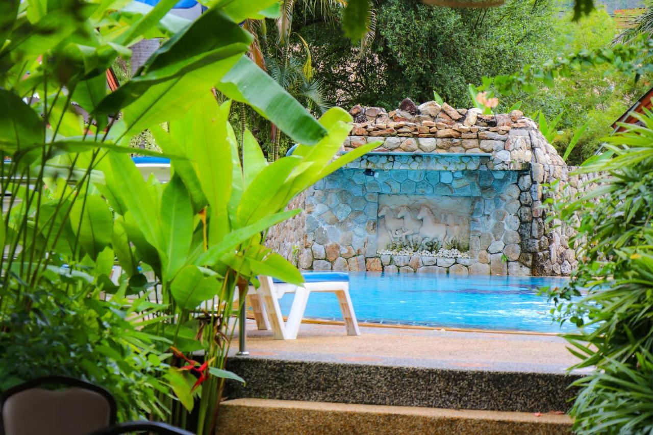 Andaman Seaside Bangtao Beach 3*