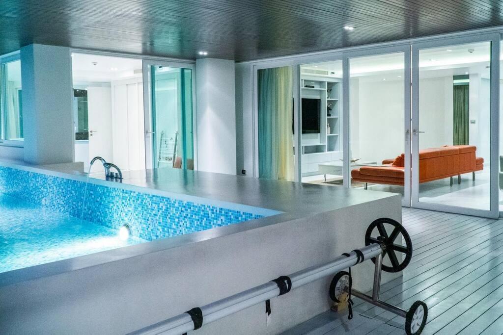 4 Bed Manresa Cliff Penthouse Phuket Private Pool * Patong