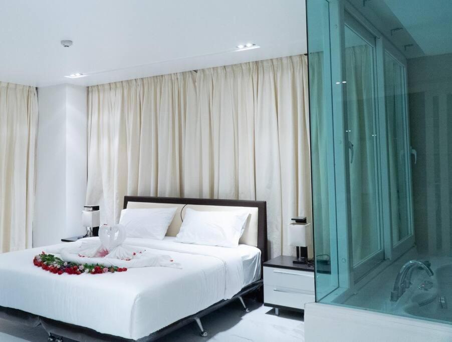 4 Bed Manresa Cliff Penthouse Phuket Private Pool Apartment *