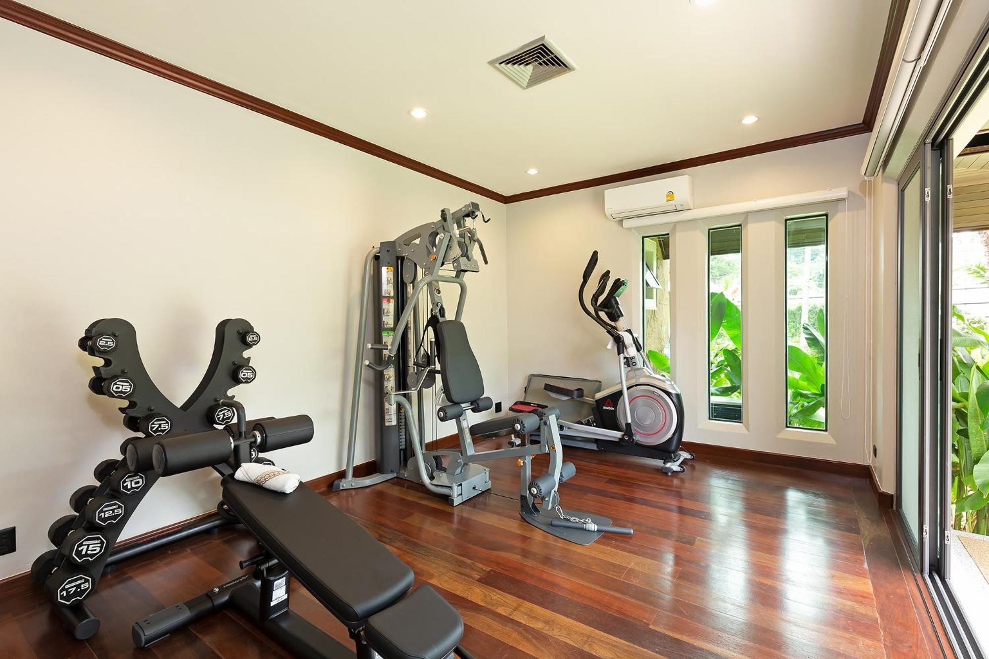 Villa Carlos, Luxury 7 Bdr Private Pool Villa, Baan Bua Nai Harn, Phuket Rawai