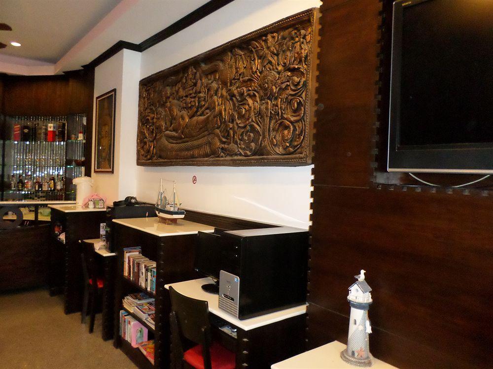 Hollywood Hotel Patong