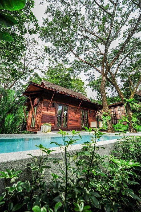 Resort Ananta Thai Pool 4*