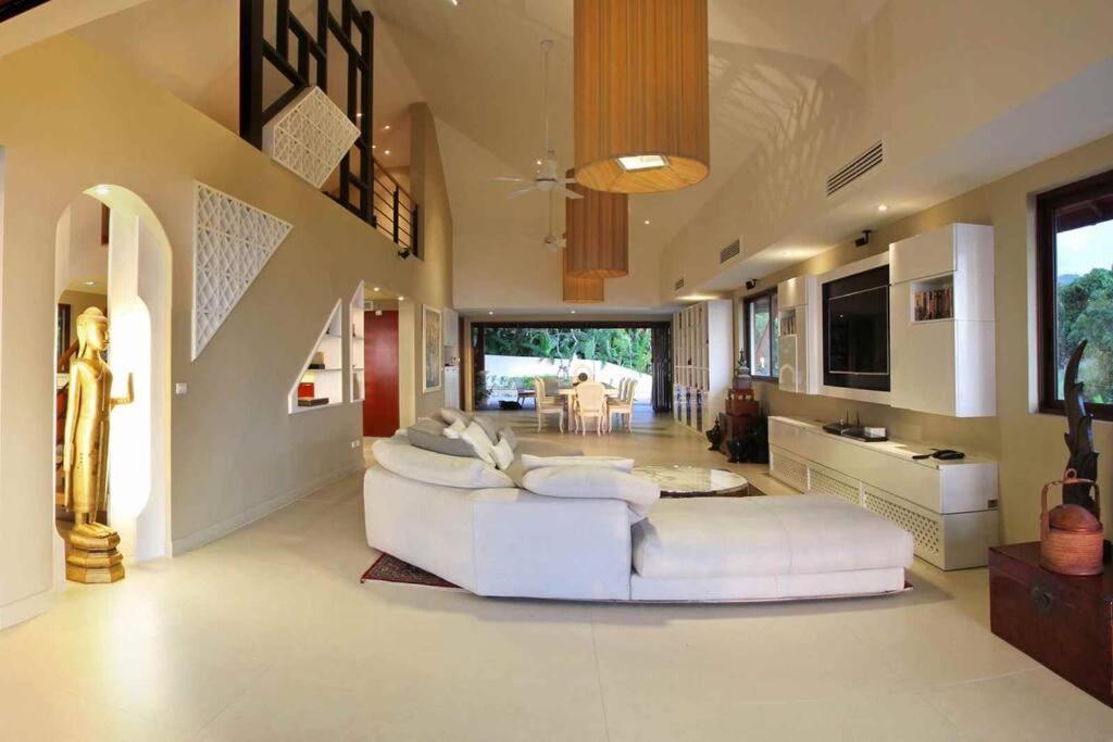 壮丽震撼的巴东海景豪华五卧室别墅 Villa
