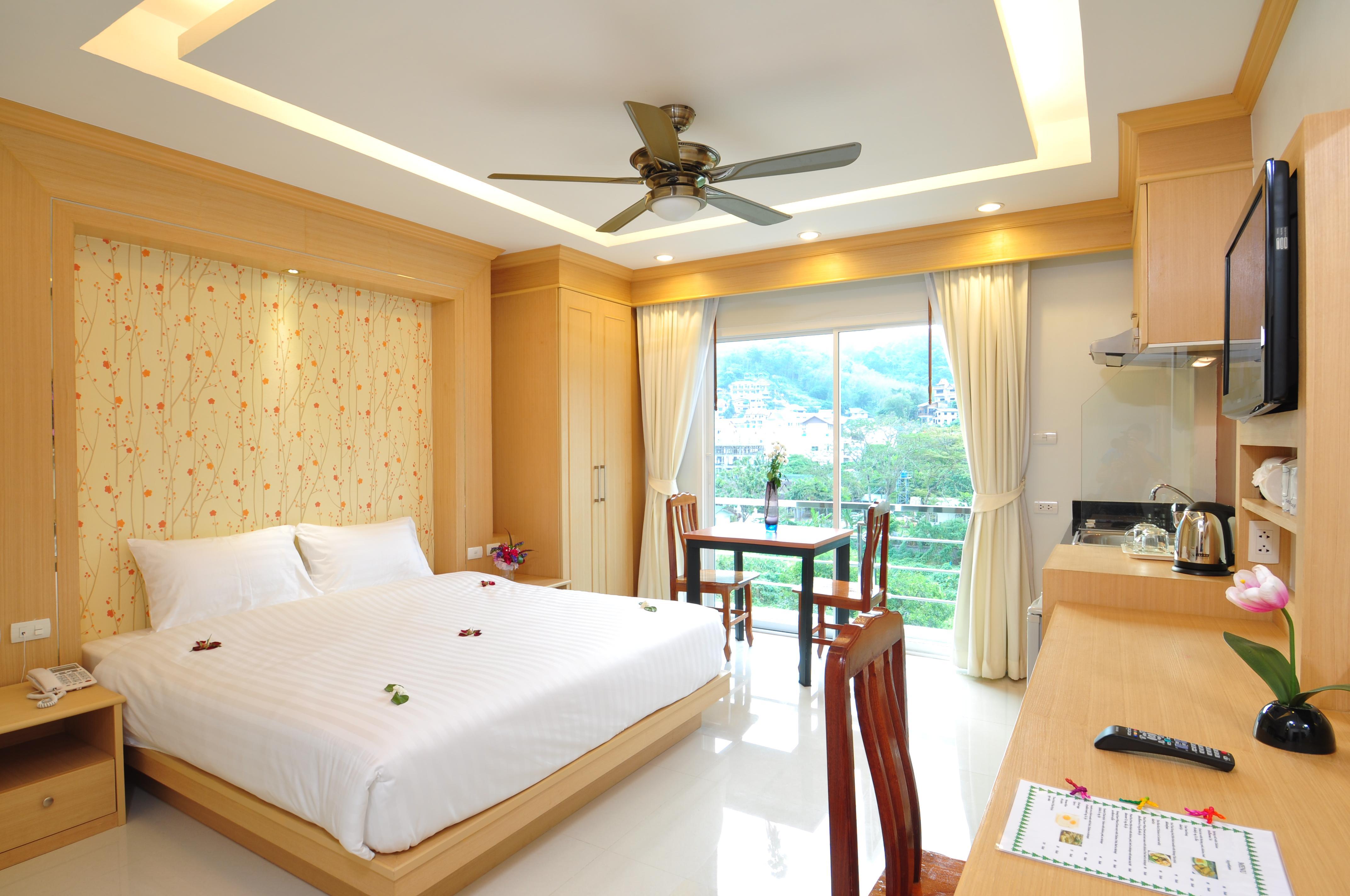 Harbor & Service Patong