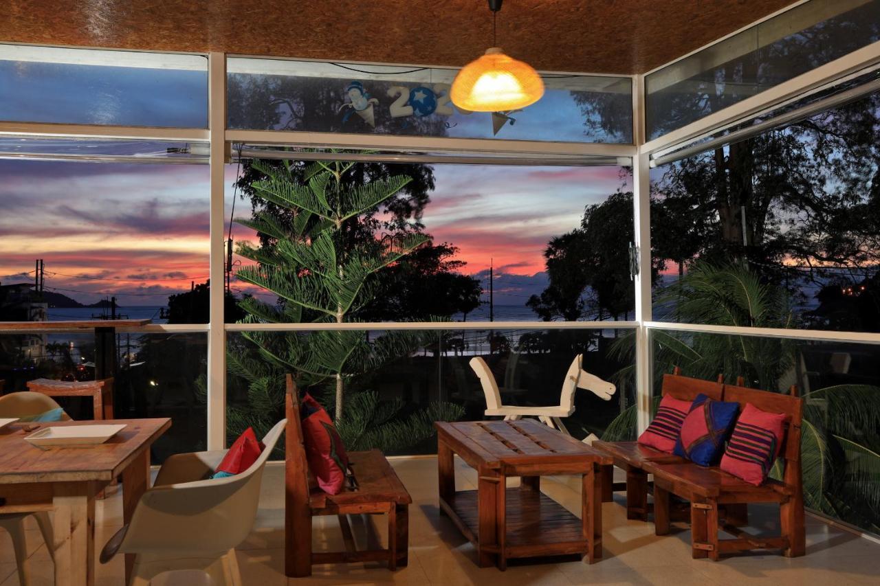 Daydream Hotel