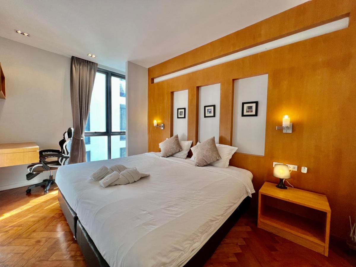 Icon Park Apartment