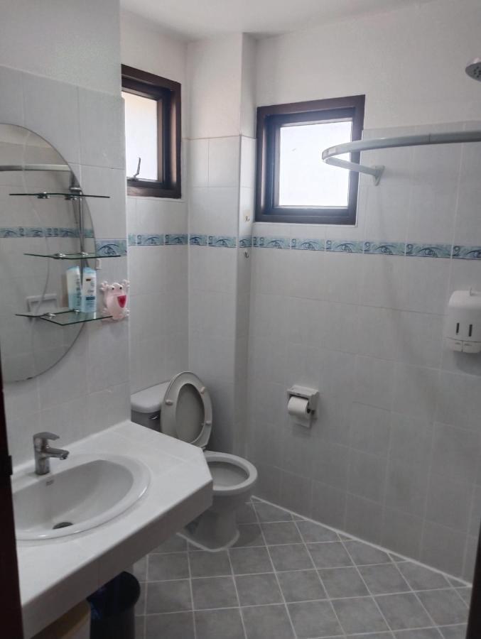 Beach, All'interno Del Sai Rougn Ferienhaus