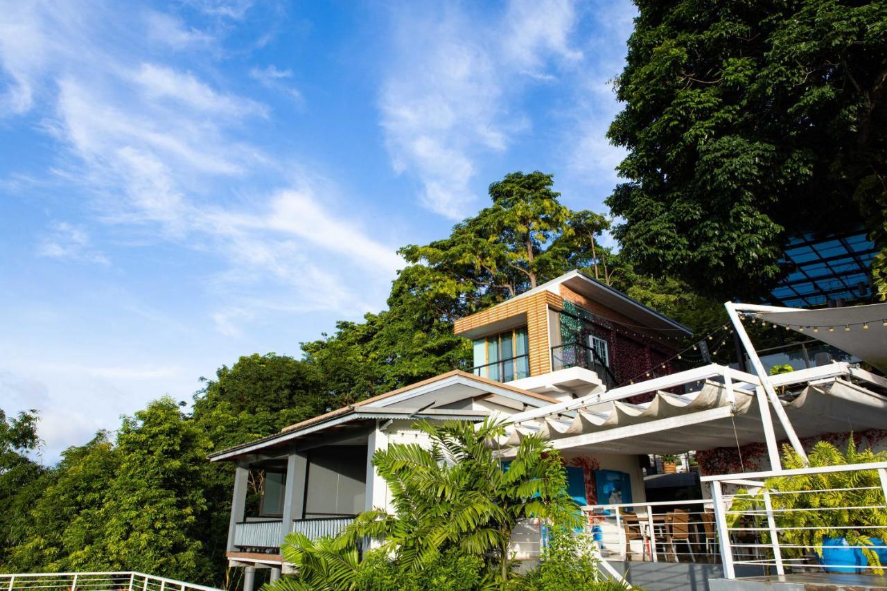 Phuket View Coffee And Hotel 3*